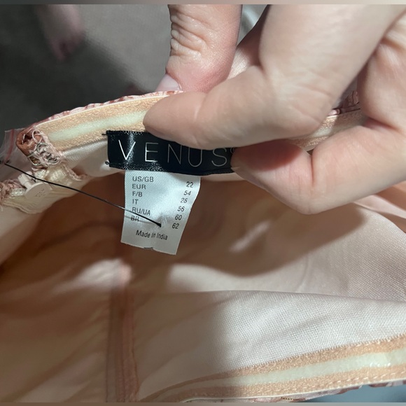 Venus Blush Mini Paisley Dress - Picture 5 of 5